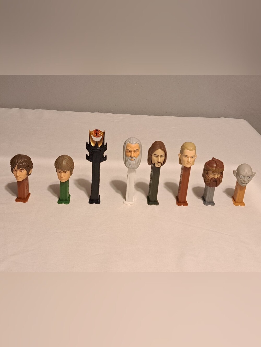 PEZ The Lord Of The Rings Holders Only No